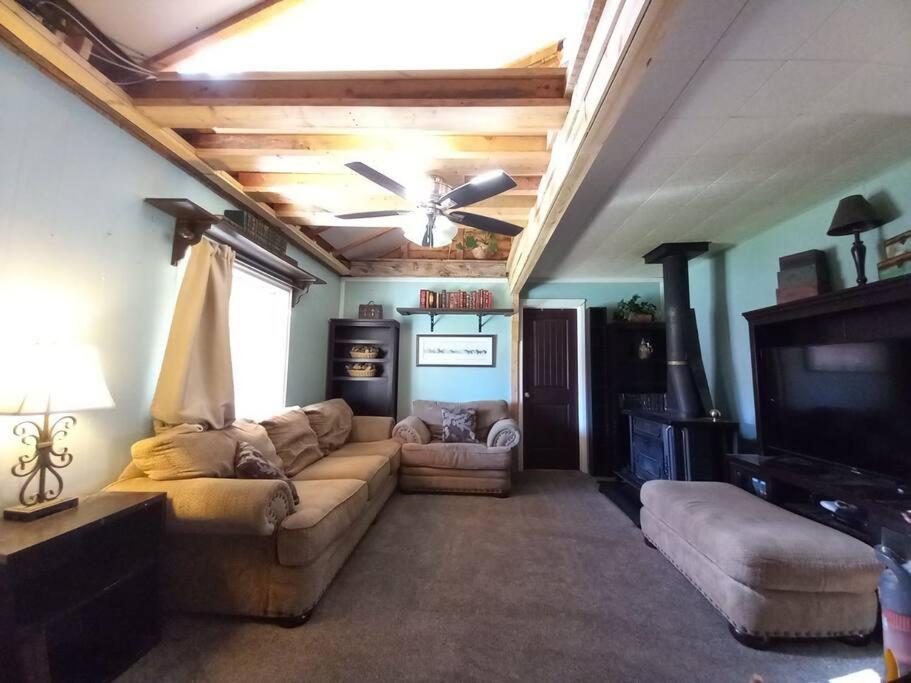 The Goulding Cottage And Farm - 4 Beds, 3 Baths Henrieville Buitenkant foto